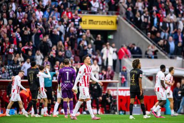 El Mala, 18 Ekim 2025 'te Bundesliga 1' in futbol maçı olduğunu söyledi. FC Koeln, FC Augsburg 'a karşı Rhein Enerji Stadyumu' nda.