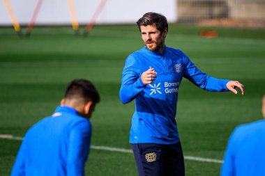 LEVERKUSEN, GERMANY - 20 ECTOBER, 2025: Jonas Hofmann - UEFA Şampiyonlar Ligi, Ön maç antrenmanı Bayer 04 Leverkusen Bayena 'da.