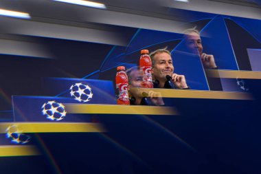 LEVERKUSEN, GERMANY - 20 EKİM, 2025: Kasper Hjulmand - UEFA Şampiyonlar Ligi, MD-1, Bayarena 'da basın toplantısı.