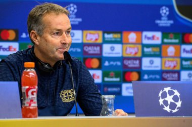 LEVERKUSEN, GERMANY - 20 EKİM, 2025: Kasper Hjulmand - UEFA Şampiyonlar Ligi, MD-1, Bayarena 'da basın toplantısı.
