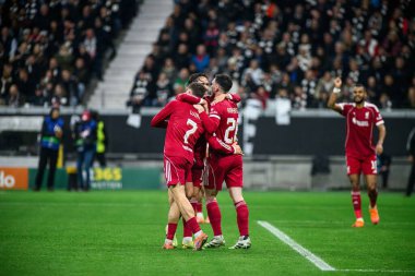 FRANKFURT, GERMANY - 22 EKİM, 2025: Florian Wirtz, Andy Robertson, Federico Chiesa - UEFA Şampiyonlar Ligi, Deutsche Bank Park 'ta SG Eintracht-Liverpool FC karşılaşması.