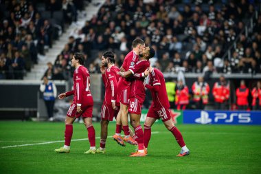 FRANKFURT, GERMANY - 22 Ekim 2025: Florian Wirtz, Cody Gakpo - UEFA Şampiyonlar Ligi, maç SG Eintracht Frankfurt - Liverpool FC.