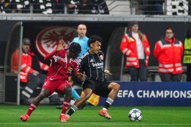 FRANKFURT, GERMANY - 22 Ekim 2025: Jeremie Frimpong - UEFA Şampiyonlar Ligi, Deutsche Park 'ta SG Eintracht Frankfurt-Liverpool FC maçı.