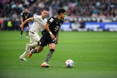MOENCHENGLADBACH, GERMANY - 25 Ekim 2025: Luis Diaz - Borussia Moenchengladbach-FC Bayern Muenchen maçı Borussia Park 'ta. Sadece yazı işleri için. Satmak veya dağıtmak yasaktır.