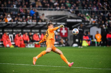 MOENCHENGLADBACH, GERMANY - 25 Ekim 2025: Moritz Nicolas - Borussia Moenchengladbach-FC Bayern Muenchen maçı Borussia Park 'ta. Sadece yazı işleri için. Satmak veya dağıtmak yasaktır.