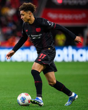 LEVERKUSEN, GERMANY - 26 Ekim 2025: Elise Ben Seghir - Bundesliga Bayer 04 Leverkusen-SC Freiburg maçı Bayena 'da. 