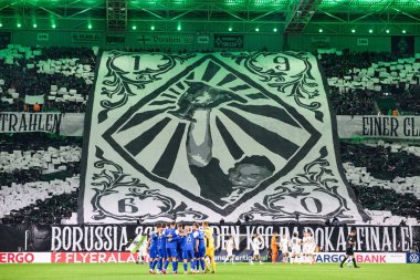 MOENCHENGLADBACH, GERMANY - 28 Ekim 2025: Koreografi - Almanya Kupası DFB Pokal Borussia Moenchengladbach-Karlsruher SC maçı Borussia Park 'ta.