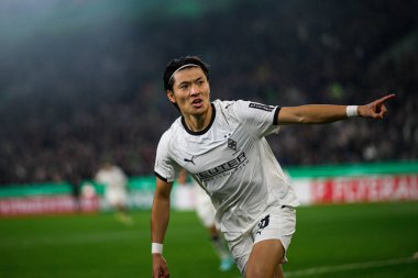 MOENCHENGLADBACH, GERMANY - 28 Ekim 2025: Shuto Machino - Almanya Kupası DFB Pokal Borussia Moenchengladbach - Borussia Park 'ta Karlsruher SC.