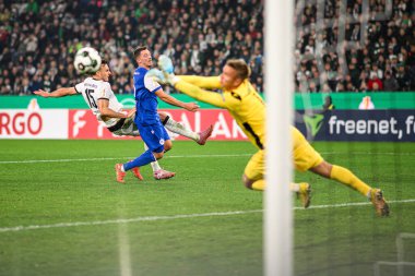 MOENCHENGLADBACH, GERMANY - 28 Ekim 2025: - Almanya Kupası DFB Pokal Borussia Moenchengladbach-Karlsruher SC maçı Borussia Park 'ta.