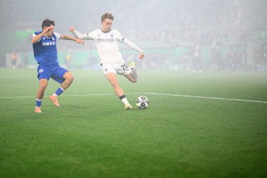 MOENCHENGLADBACH, GERMANY - 28 Ekim 2025: Lukas Ullrich - Almanya Kupası DFB Pokal Borussia Moenchengladbach - Borussia Park 'ta Karlsruher SC.