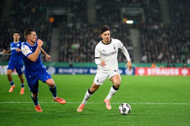 MOENCHENGLADBACH, GERMANY - 28 Ekim 2025: Jens Castrop - Almanya Kupası DFB Pokal Borussia Moenchengladbach-Karlsruher SC maçı Borussia Park 'ta.