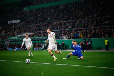 MOENCHENGLADBACH, GERMANY - 28 Ekim 2025: Rocco Reitz - Almanya Kupası DFB Pokal Borussia Moenchengladbach-Karlsruher SC maçı Borussia Park 'ta.