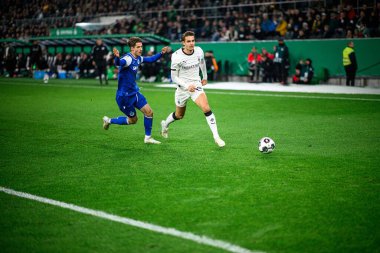 MOENCHENGLADBACH, GERMANY - 28 EKİM, 2025: Florian Neuhaus - Almanya Kupası DFB Pokal Borussia Moenchengladbach-Karlsruher SC maçı Borussia Park.