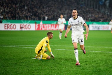 MOENCHENGLADBACH, GERMANY - 28 Ekim 2025: Haris Tabakoviç - Almanya Kupası DFB Pokal Borussia Moenchengladbach - Borussia Park 'ta Karlsruher SC.