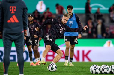COLOGNE, GERMANY - 29 Ekim 2025: Joshua Kimmich - Almanya Kupası DFB Pokal 1.FC Koeln FC Bayern 'e karşı Rhein Energie Stadion' da oynanan futbol maçı.