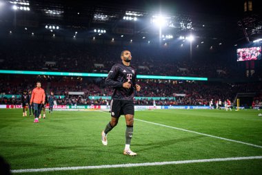 COLOGNE, GERMANY - 29 Ekim 2025: Jonathan Tah - Almanya Kupası DFB Pokal 1.FC Koeln FC Bayern 'e karşı Rhein Energie Stadion' da oynanan futbol maçı.
