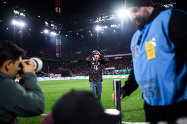 COLOGNE, GERMANY - 29 Ekim 2025: Lennart Karl - Almanya Kupası DFB Pokal 1.FC Koeln FC Bayern 'e karşı Rhein Energie Stadion' da oynanan futbol maçı.