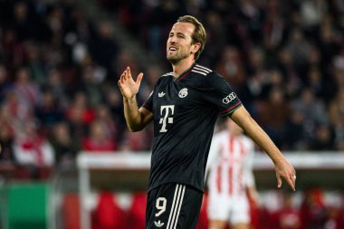 COLOGNE, GERMANY - 29 Ekim 2025: Harry Kane - Almanya Kupası DFB Pokal 1.FC Koeln FC Bayern 'e karşı Rhein Energie Stadion' da oynanan futbol maçı.
