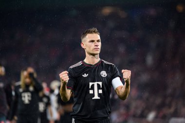 COLOGNE, GERMANY - 29 Ekim 2025: Joshua Kimmich - Almanya Kupası DFB Pokal 1.FC Koeln FC Bayern 'e karşı Rhein Energie Stadion' da oynanan futbol maçı.