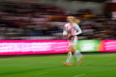 COLOGNE, ALMANY - 31 EKİM, 2025: Sylwia Matysik - 1.FC Koeln-1 Kadınlar Bundesliga Maçı. FC Nuernberg, Franz Kremer Stadyumu