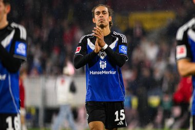 COLOGNE, GERMANY - 2 NOVEMBER, 2025: Yussuf Poulsen - 1.FC Koeln-Hamburger SV maçı Rhein Energie Stadion 'da.