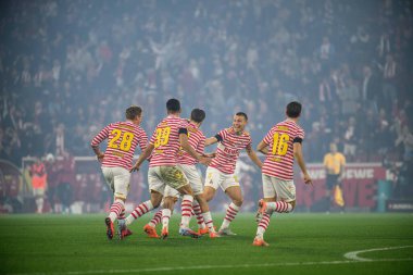 COLOGNE, GERMANY - 2 Kasım 2025: Kutlama, gol - 1.FC Koeln-Hamburger SV maçı Rhein Energie Stadion 'da.