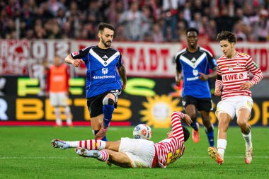 COLOGNE, GERMANY - 2 NOVEMBER, 2025: Cenk Oezkacar, Rayan Philippe - Bundesliga 1.FC Koeln-Hamburger SV maçı Rhein Energie Stadion 'da.