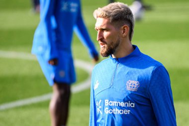 LEVERKUSEN, GERMANY - 4 Kasım 2025: Robert Andrich - UEFA Şampiyonlar Ligi, MD-1, Bayarena 'da Bayer 04.