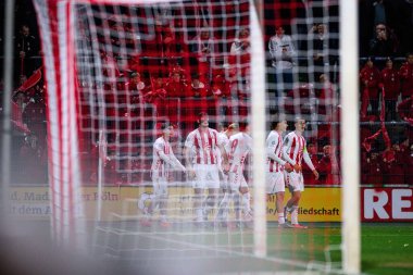 COLOGNE, GERMANY - 5 Kasım 2025: Fynn Schenten, gol - Franz Kremer Stadyumu 'nda UEFA Gençlik Ligi 1.FC Koeln' e karşı Racing FC Union futbol maçı.
