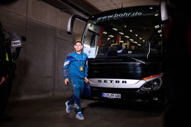 Mainz, Almanya - 6 Kasım 2025 UEFA Konferans Ligi 1 'in futbol maçı. FSV Mainz 05, Mewa Arena 'da ACF Fiorentina' ya karşı.