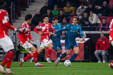 Mainz, Almanya - 6 Kasım 2025 UEFA Konferans Ligi 1 'in futbol maçı. FSV Mainz 05, Mewa Arena 'da ACF Fiorentina' ya karşı.