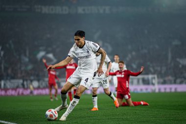 MOENCHENGLADBACH, GERMANY - 8 Kasım 2025: Kevin Diks - Bundesliga Borussia Moenchengladbach - 1. FC Koeln Borussia Parkı 'nda. 