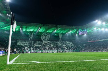 MOENCHENGLADBACH, GERMANY - 8 NOVEMBER, 2025: Koreografi, perfomanlar, hayranlar - Bundesliga Borussia Moenchengladbach-1 futbol maçı. FC Koeln Borussia Parkı 'nda. 