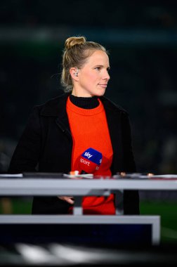 MOENCHENGLADBACH, GERMANY - 8 Kasım 2025: Tabea Kemme, sky - Bundesliga Borussia Moenchengladbach - 1. FC Koeln Borussia Parkı 'nda. 