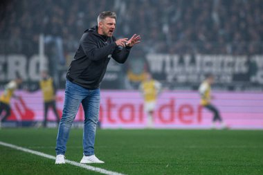 MOENCHENGLADBACH, GERMANY - 8 NOVEMBER, 2025: Lukas Kwasniok, Koç - Bundesliga Borussia Moenchengladbach - 1. FC Koeln Borussia Parkı 'nda. 