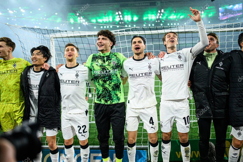 MOENCHENGLADBACH, GERMANY - 8 NOVEMBER, 2025: Shuto Machino, Oscar Fraulo, Kevin Diks, Florian Neuhaus - The football match of Bundesliga Borussia Moenchengladbach vs 1. FC Koeln at Borussia Park.