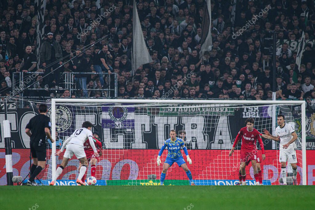 MOENCHENGLADBACH, GERMANY - 8 NOVEMBER, 2025: Marvin Schwaebe - The football match of Bundesliga Borussia Moenchengladbach vs 1. FC Koeln at Borussia Park.