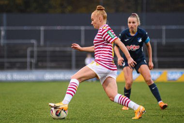 Laura Vogt - 9 Kasım 2025 Frauen Bundesliga 1 'in futbol maçı. FC Koeln, Franz Kremer Stadyumu 'nda TSG Hoffenheim' a karşı.. 