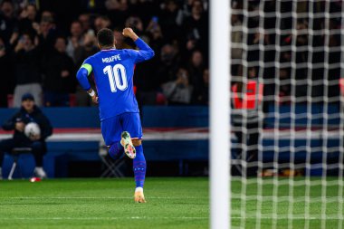 PARIS, FRANCE - 12 Kasım 2025: 2026 FIFA Dünya Kupası Avrupa Kalifiye Ligi Fransa 'nın Parc des Princes' te Ukrayna 'ya karşı oynadığı maç. 