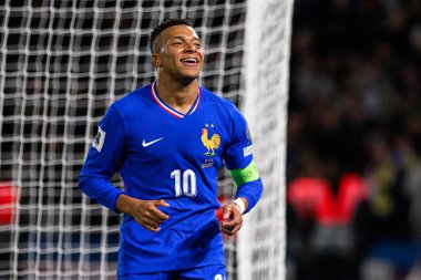 PARIS, FRANCE - 13 NOVEMBER, 2025: VItalii Kliuiev - 2026 FIFA Dünya Kupası Avrupa Kalifiye Ligi Fransa-Ukrayna maçı Parc des Princes 'te. 