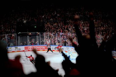 COLOGNE, ALMANY - 16 Kasım 2025: - IceHockey DeL maçı Koelner Haie - Lanxess Arena 'da Dresden Leowen
