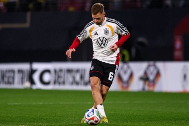 LEIPZIG, GERMANY - 17 Kasım 2025: Joshua Kimmich - Dünya Kupası 2026 ön eleme karşılaşması Almanya ile Slovakya arasında Red Bull Arena 'da.