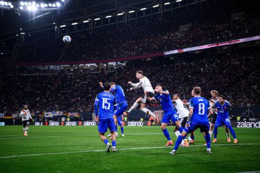 LEIPZIG, GERMANY - 17 Kasım 2025: Leon Goretzka - Dünya Kupası 2026 ön eleme karşılaşması Almanya ile Slovakya arasında Red Bull Arena 'da.