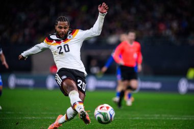 LEIPZIG, GERMANY - 17 Kasım 2025: Serge Gnabry - Dünya Kupası 2026 ön eleme karşılaşması Almanya ile Slovakya arasında Red Bull Arena 'da.