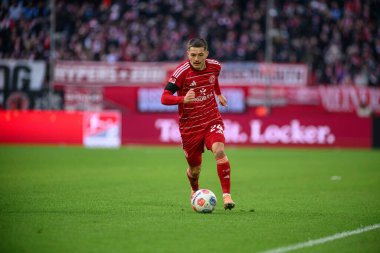 DÜKSELDORF, GERMANY - 22 Kasım 2025: Florent Muslija - Futbol maçı Bundesliga 2 Fortuna Duesseldorf - 1. Merkur Spiel Arena 'daki FC Magdeburg.