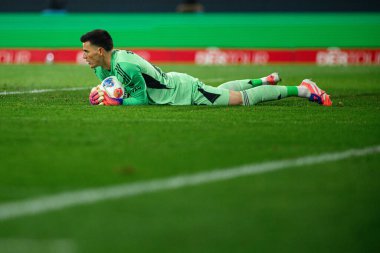 COLOGNE, GERMANY - 22 NOVEMBER, 2025: Michael Zetterer - 1.FC Koeln-SG Eintracht Frankfurt maçı Rhein Energie Stadion 'da.