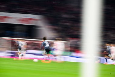 COLOGNE, GERMANY - 22 Kasım 2025: - Rhein Enerji Stadyumu 'nda Bundesliga 1.FC Koeln-SG Eintracht Frankfurt maçı.