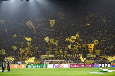 DORTMUND, GERMANY - 25 Kasım 2025: - UEFA Şampiyonlar Ligi maçı Borussia Dortmund, Signal Iduna Park 'ta Villarreal CF' e karşı.
