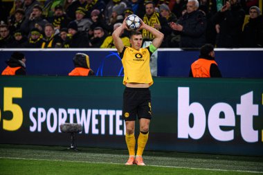 DORTMUND, GERMANY - 25 NOVEMBER, 2025: Nico Schlotterbeck - UEFA Şampiyonlar Ligi maçı Borussia Dortmund 'a karşı Signal Iduna Park' ta Villarreal CF.
