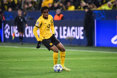 DORTMUND, GERMANY - 25 NOVEMBER, 2025: Carney Chukwuemeka - UEFA Şampiyonlar Ligi maçı Borussia Dortmund 'a karşı Signal Iduna Park' ta Villarreal CF.
